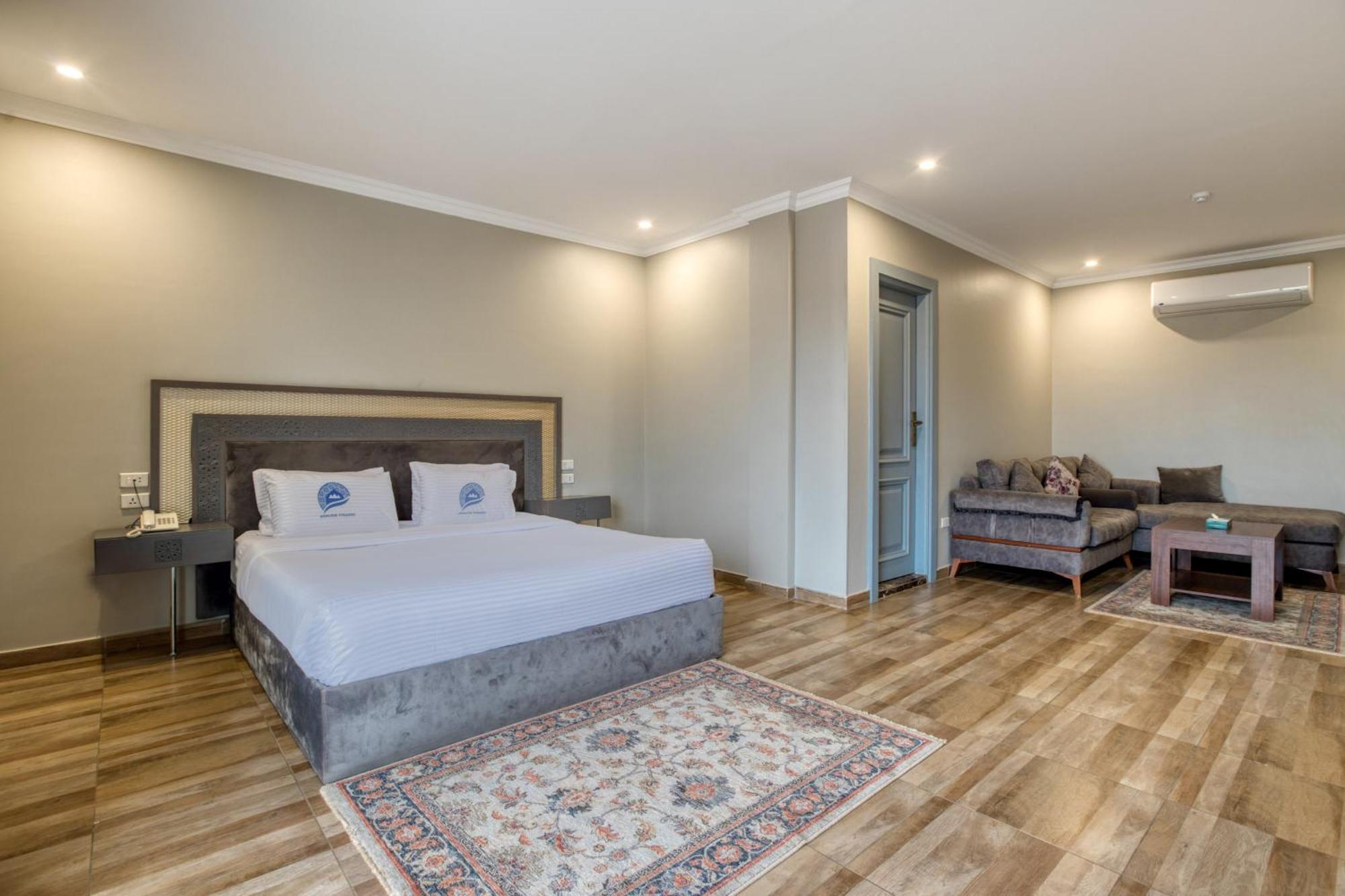 Mamlouk Pyramids 4* Kafret el-Gabal